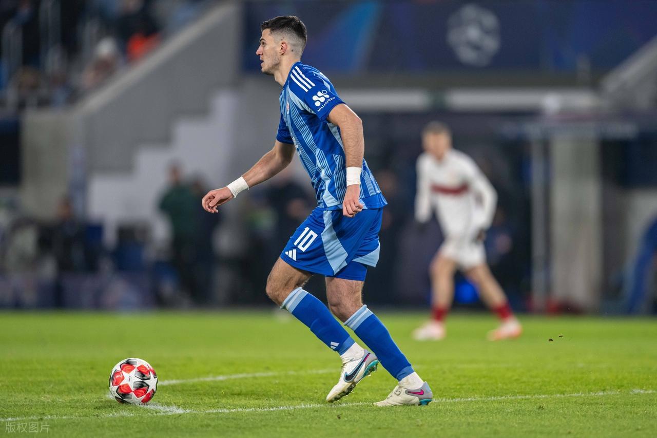 Kaiyun中国官网-中超又来大牌外援了!29岁欧冠球星加盟浙江队,20场送出7球3助攻