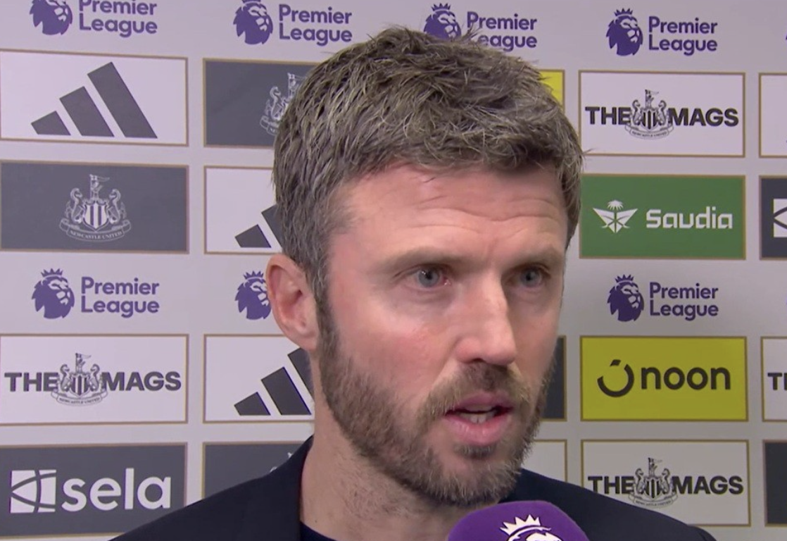 开云网页版中国官网-曼联44岁少帅气炸 未与任何球员说话直接离场 生姜头怒批:烂透了